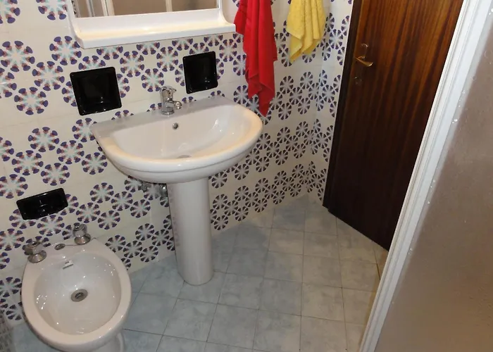 Flat In A With Balcony Appartamento *