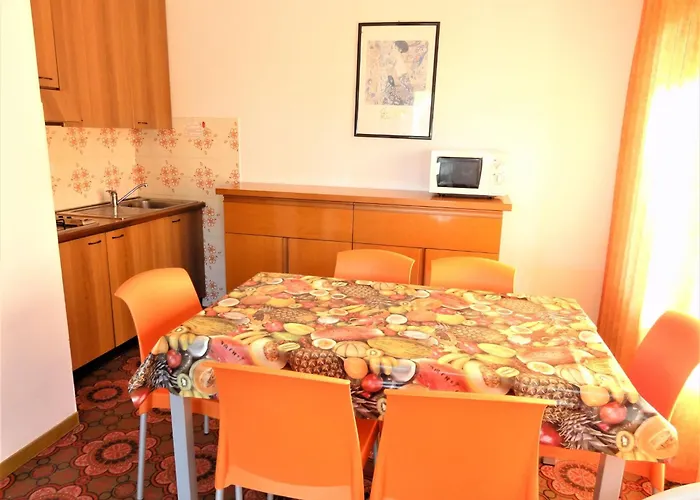 Flat In A With Balcony Appartamento *